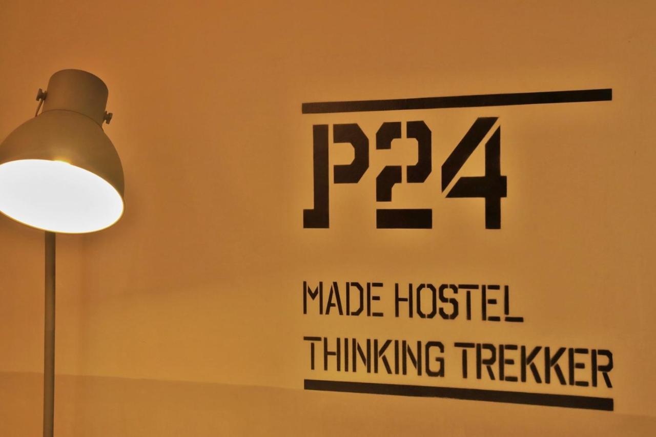 P24 At Kaset Hotel Bangkok Buitenkant foto